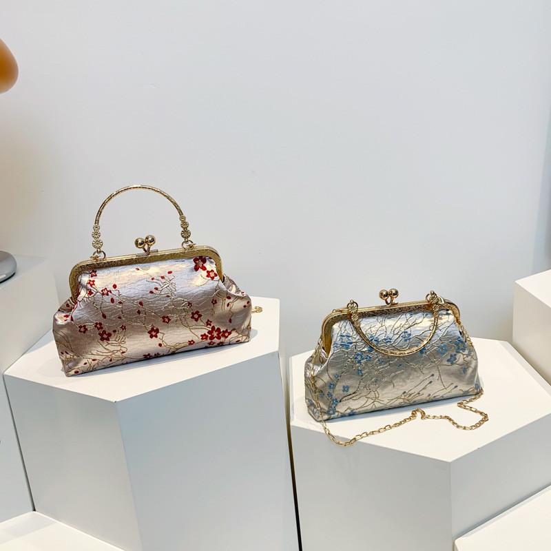Künstlerischer Nationalstil Verschluss Schnalle Cheongsam Tasche 2024 Chic Sommer Handheld Metall Schultertasche