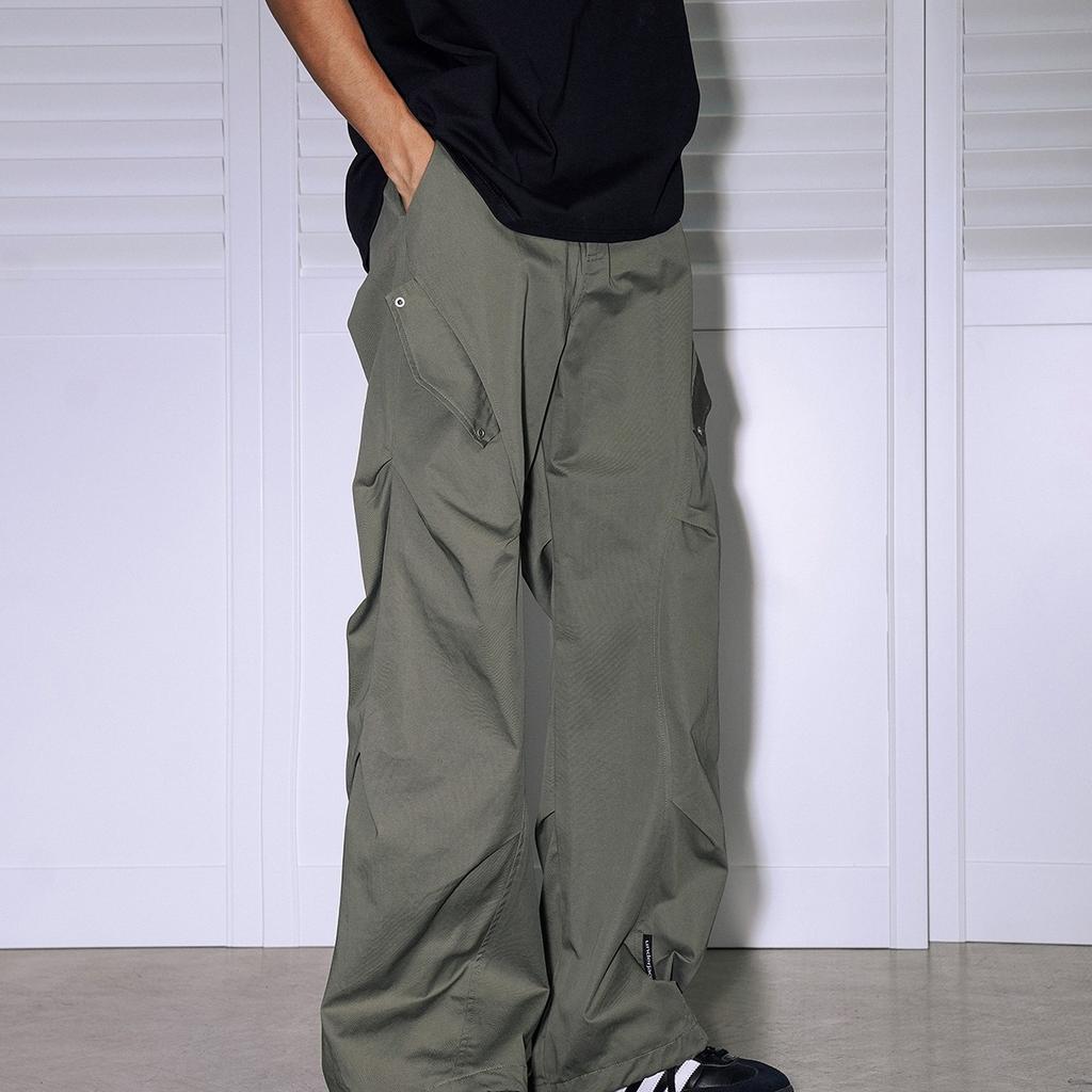 Retro Deconstruction Design Irregular Line Pleated Loose Work Clothes Casual Pants Men's Summer Straight Paratrooper Pants