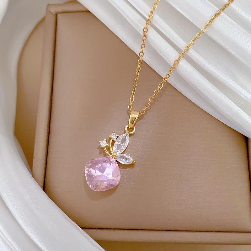 Simple Butterfly Full Diamond Fashion Light Luxury Temperament Gorgeous Full Diamond Necklace Female Versatile Collarbone Chain Titanium Steel