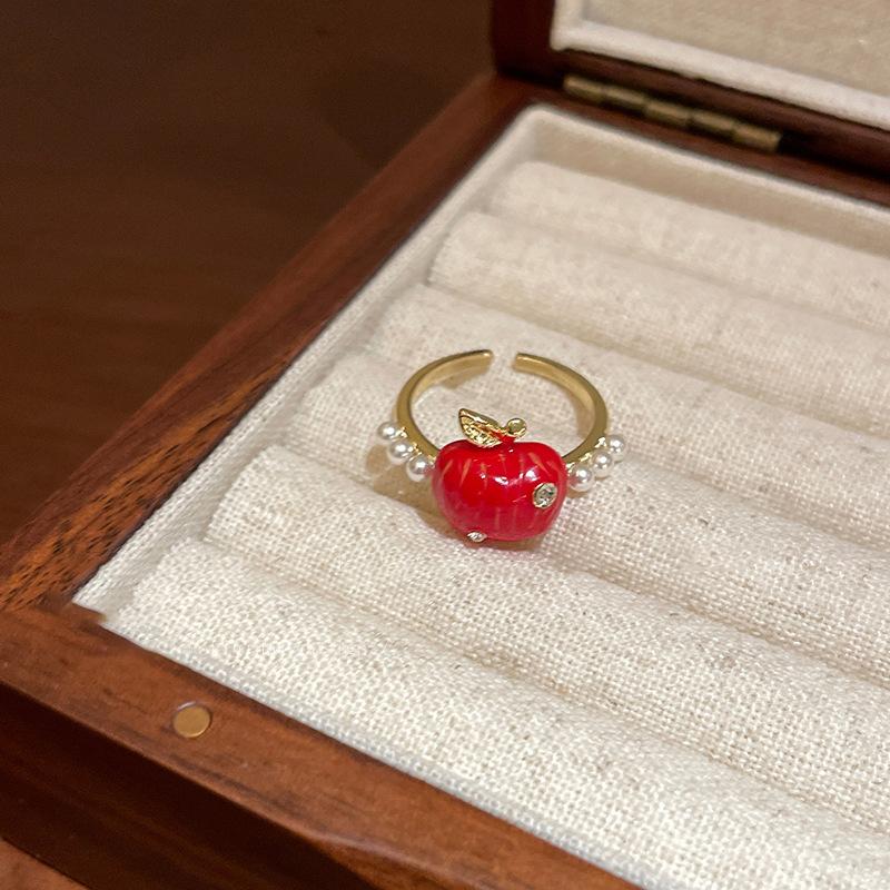 

Капающее яблоко круглое открытое кольцо Анкара красный темперамент кольцо маленький свежий дизайн модные серьги