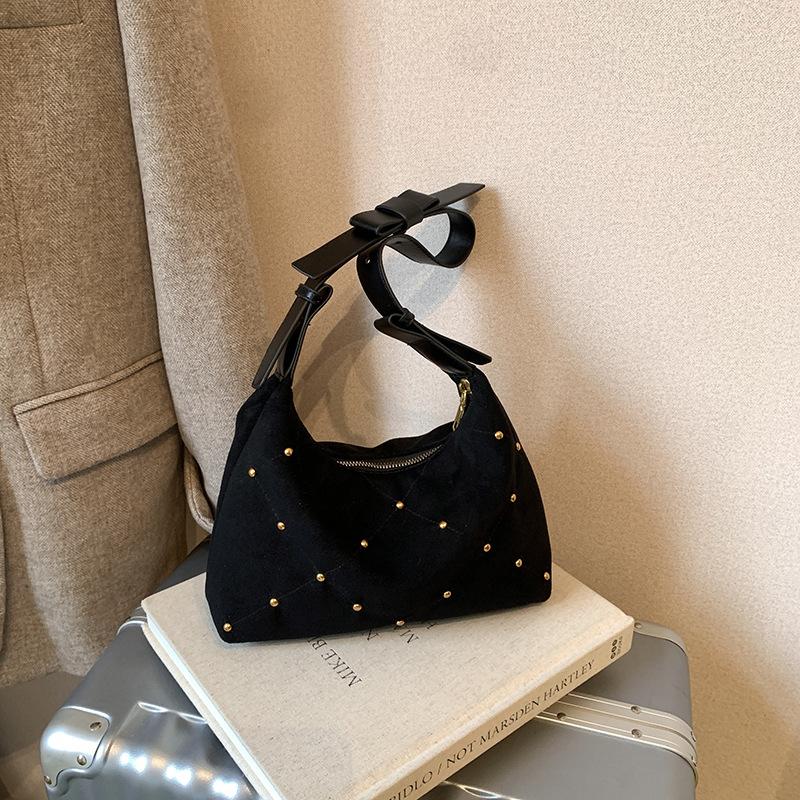Rivets Faux Suede Women's Hobos Shoulder Bags Metal Decorati Ladies Crossbody Bag Casual Solid Color Female Underarm Bag