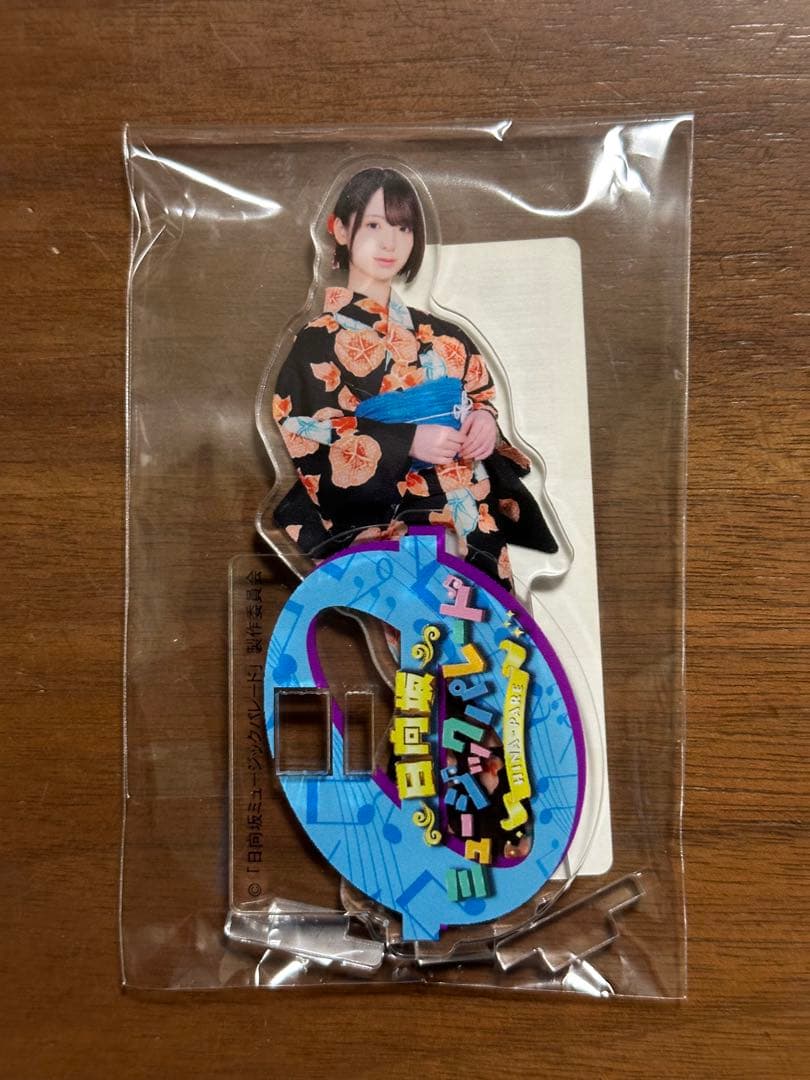 Hinatazaka46 Ватанабэ Рина Акриловая подставка Hinapare