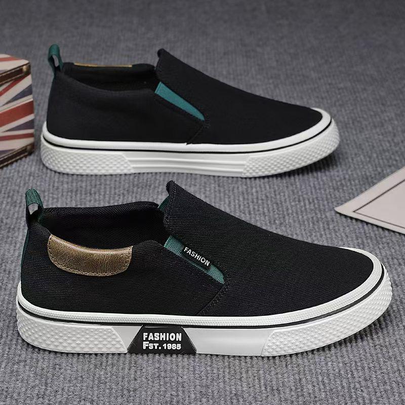 2026 Men's Summer Soft Sole Breathable Canvas Slip-On Shoes