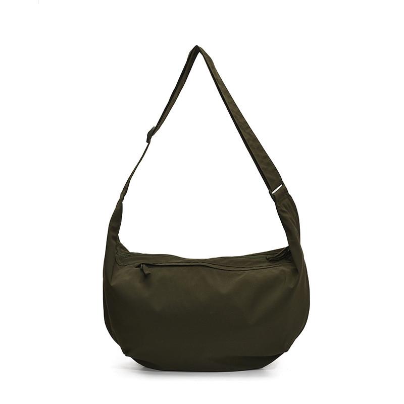 Nylon Duffle Bag For Women With Zipper Closure And Casual Style Perfect For Travel And Leisure