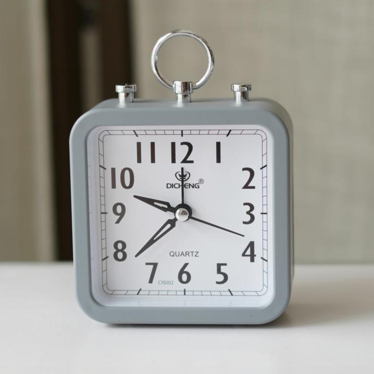 Creative Mute Cute Alarm Clock Student Simple Dormitory Desktop Bedside Bedroom Clock Children Alarm Clock