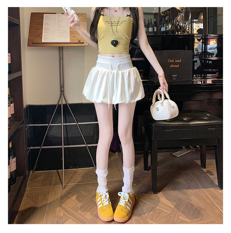 2025 Autumn Black High-Waist A-Line Skirt for Women: Slimming, Fluffy, Elastic Fit
