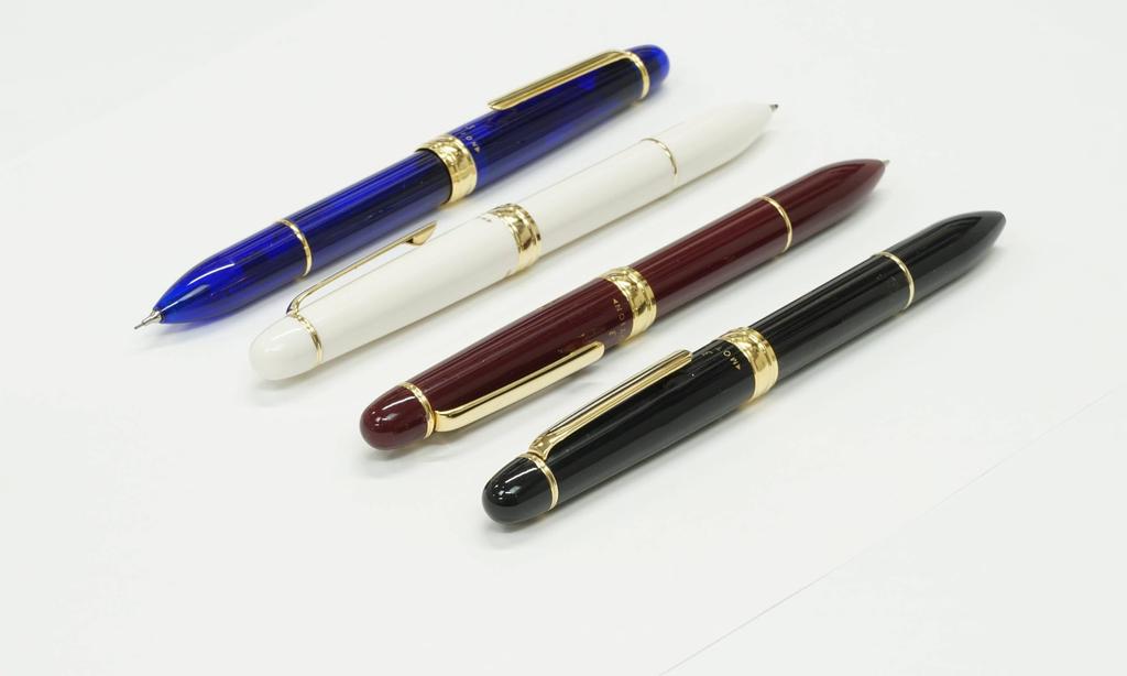 Made in elegant rotating in a premium Japan, 3-mechanism multi-function pen, white, box, K7-EL3M-1-W