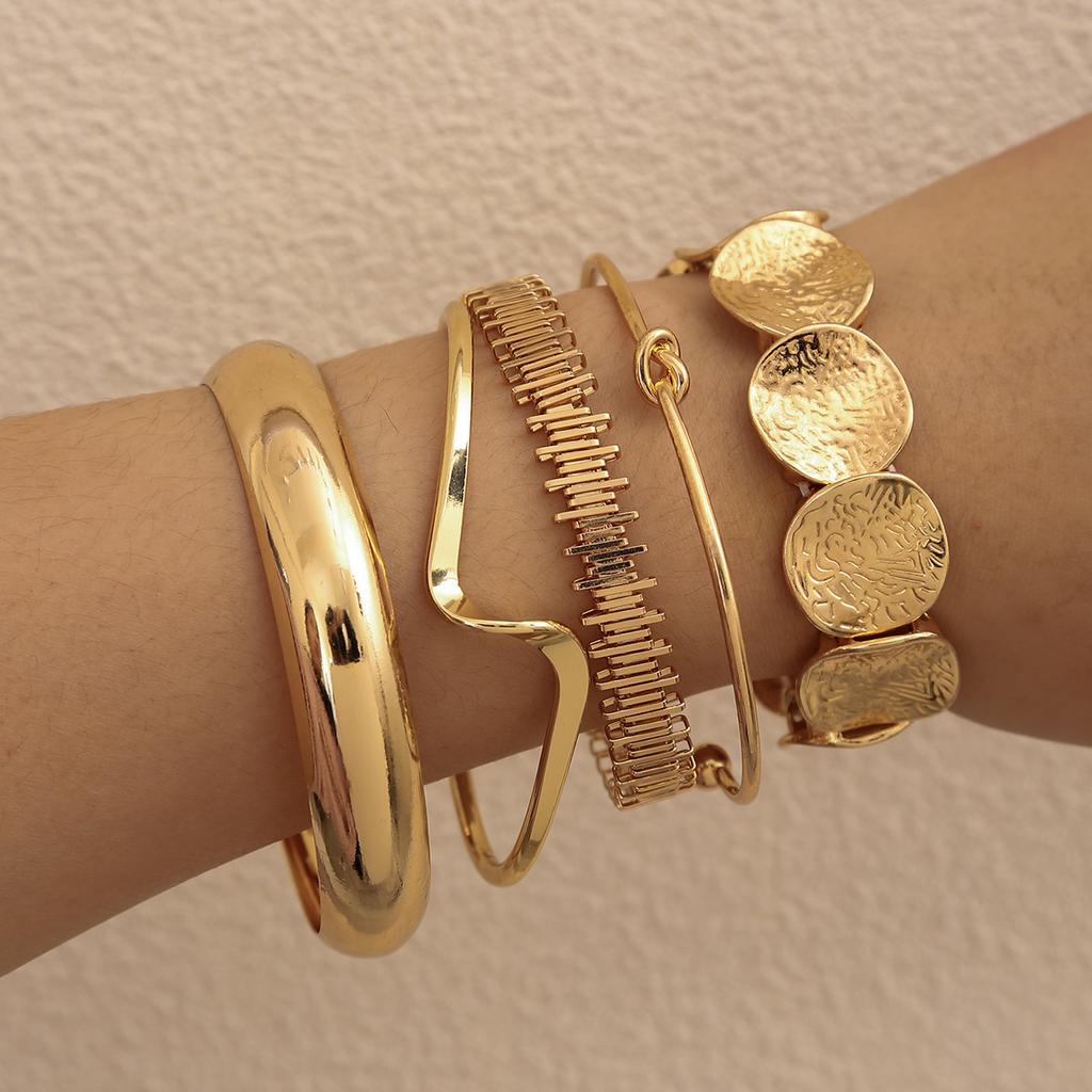 Striped rhombus pattern exaggerated personalized twist design multi-layer opening stacked bracelet women's bracelet set