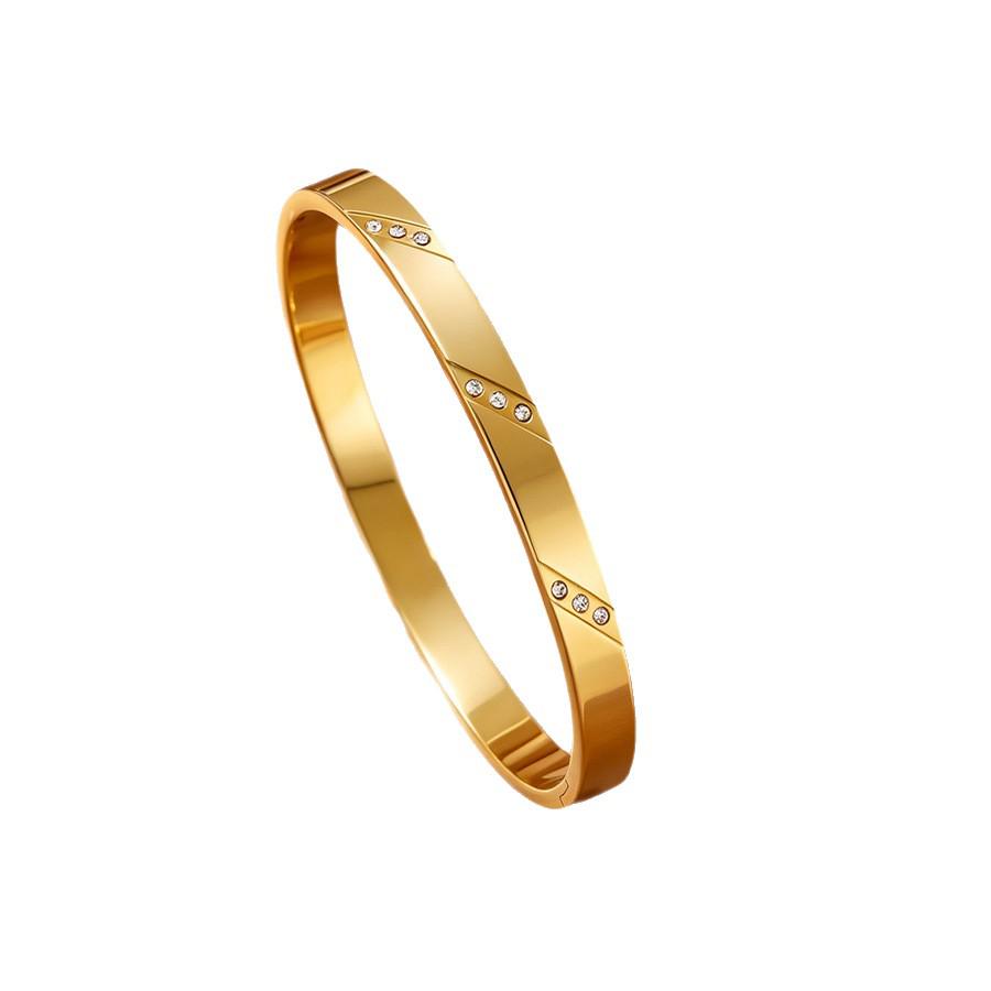 Luxury Rhinestone Titanium Steel Bracelet Set: Four-Leaf Clover & Heart Rhombus Versatile Women's Jewelry