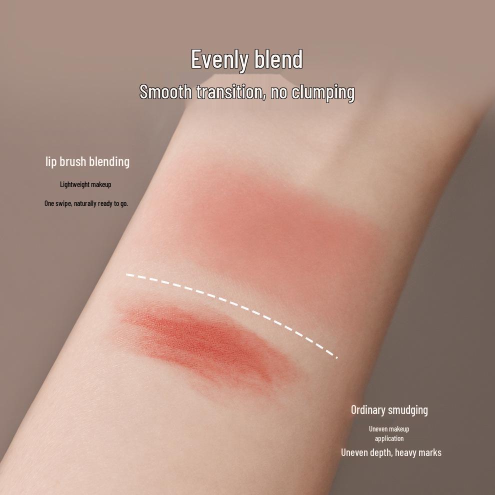 Sandalwood T05 Lip Brush: Soft Bristles, Round Head, Portable for Blending Lipstick.