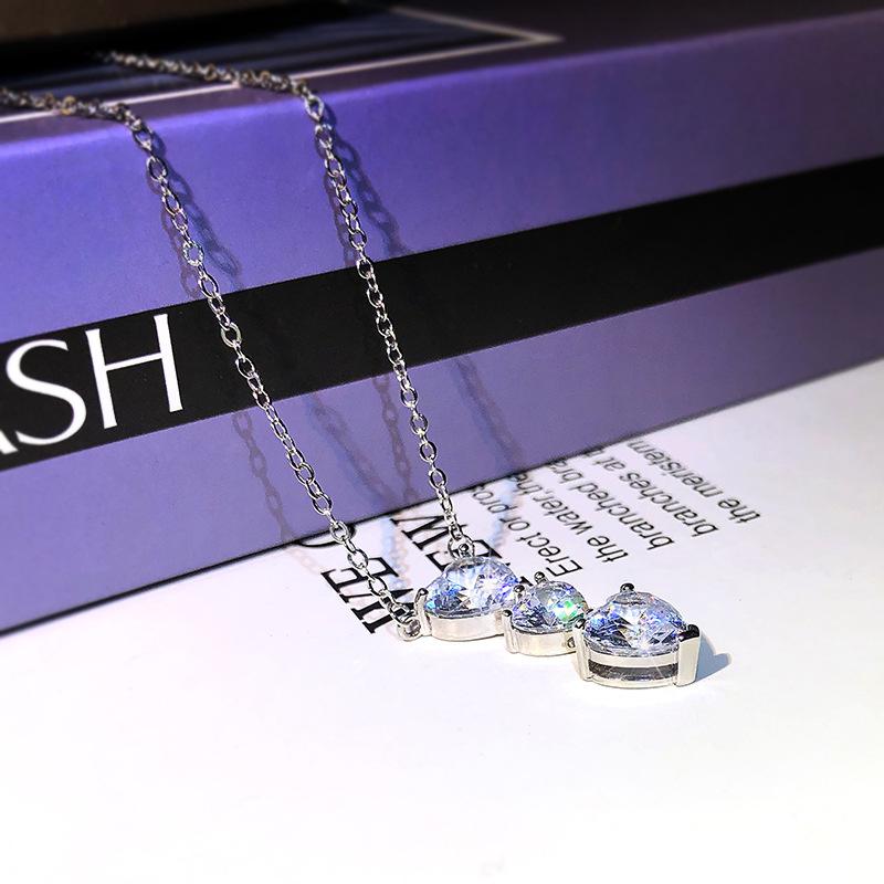 Love Water Drop Zircon Short Necklace for Women  Gold Plated Fashion Necklace for Women  European and American Quality
