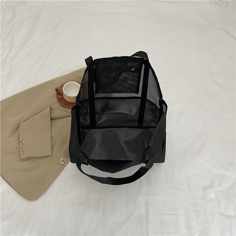 Portable Mesh Beach Bag for Women Makeup Travel Storage Wash Bag Summer Travel Swimming Bath Bag Organizer Shopper Totes