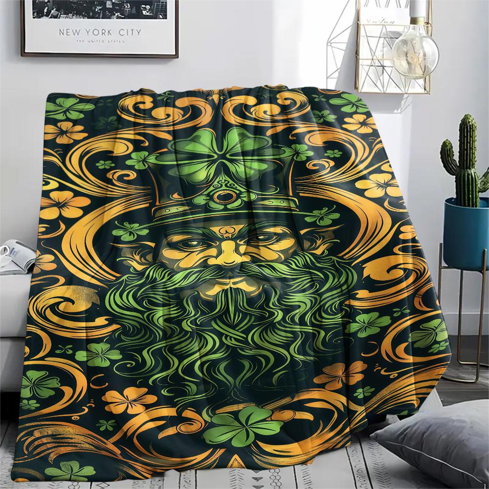 St.Patrick's Day Green clover Print Flannel Blanket,High quality Comfortable for All Seasons,Home Decor,Warmth and Comfort,Perfect for Christmas Gifts