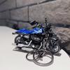 Cartoon Hip Hop Mini Klein Motorrad Schlüsselanhänger Kreative Persönlichkeit Paar Tasche Tide Cool Spielzeug Modell Anhänger Kleines Geschenk