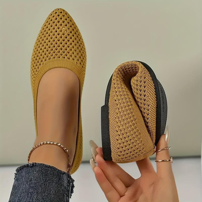 

Large size striped soft-soled Doudou shoes for women s 2025 spring and summer new fly-woven breathable flats for children s grandma shoes 41