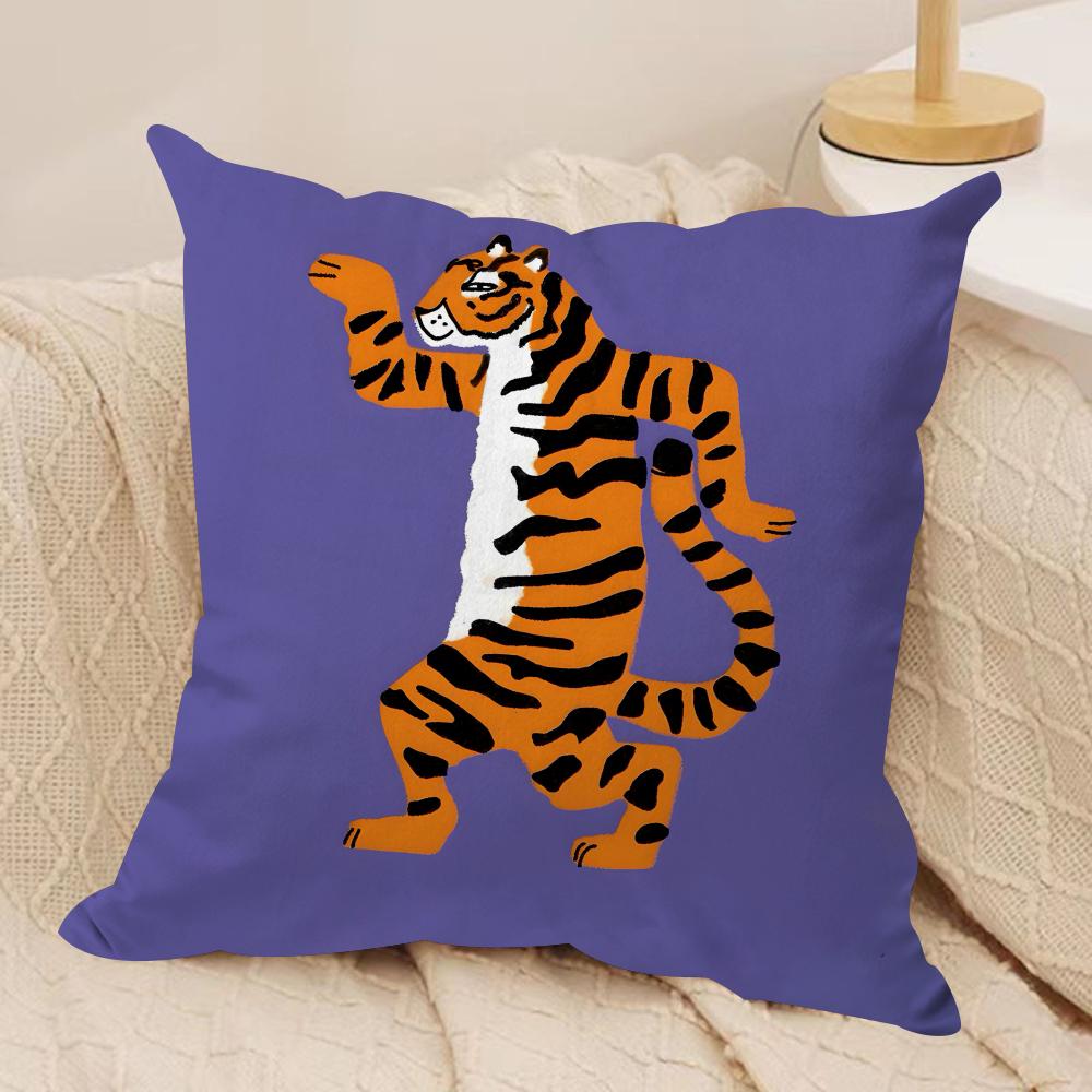Classic Abstract Animals Cushion Cover Soft Plush Fabric DoubleSided Printed Cushion Covers for All Seasons Home Decor