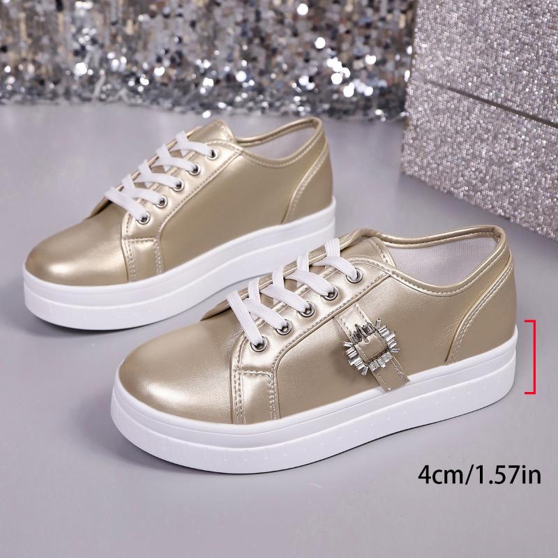 Women's Leather Casual Shoes Fashion Platform Sneakers Designer Metal Decor Women Shoes Lace Up Vulcanize Shoes Zapatos De Mujer