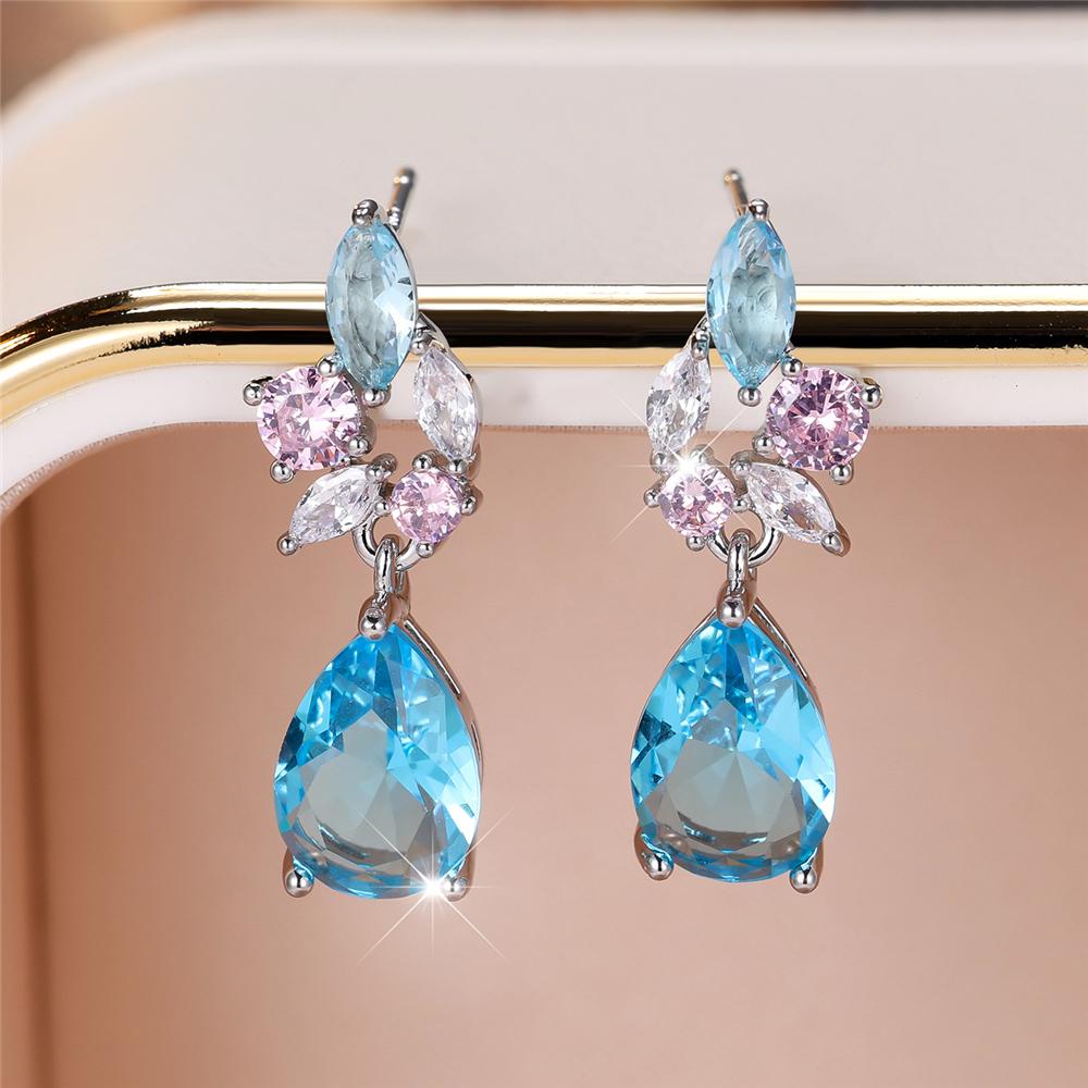 Süße weibliche Kristall-Wasserblau-Zirkonstein-Steckohrringe Silberfarben Hochzeit Für Frauen