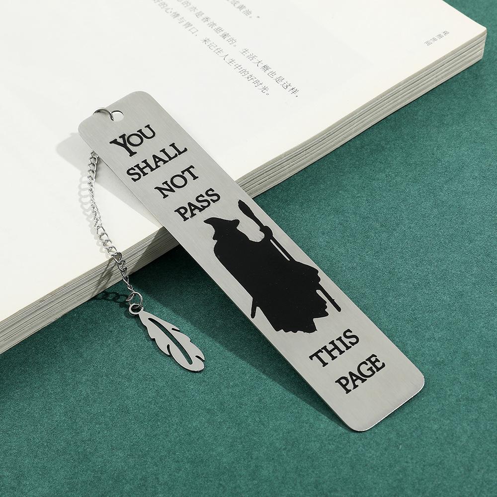 Artistic Stainless Steel Wizard Bookmark - Engraved Metal Design for Christmas Gifts чёрный