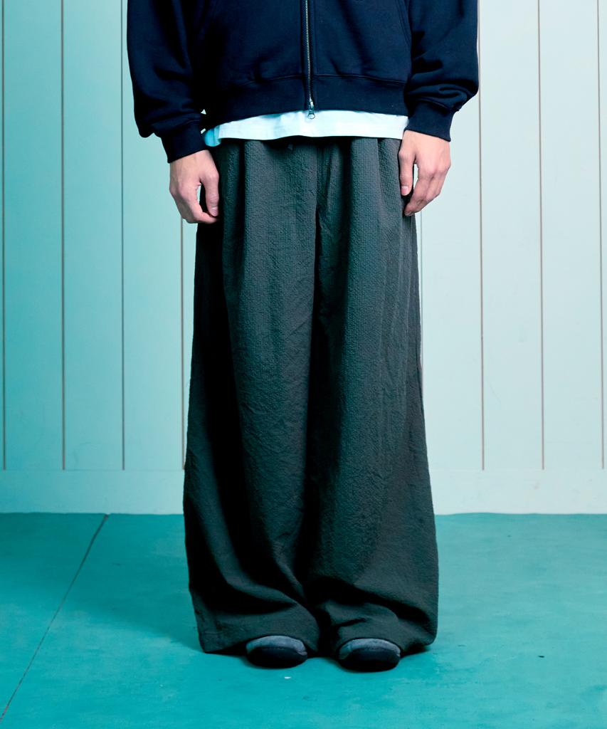THE COLDEST MOMENT Tcm Mini Logo Breeze Pants (Charcoal)