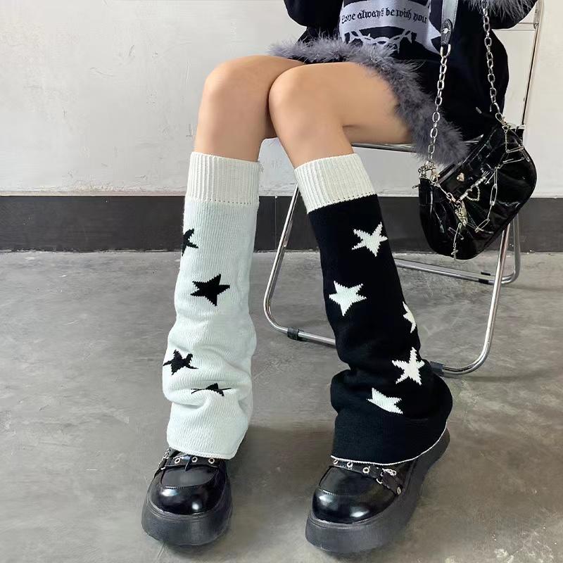 A Pair of Autumn and Winter Harajuku Style  Girl Star Skull Elements Wide-leg Socks Leg Covers Lolita Subculture Y2k Slim Stu