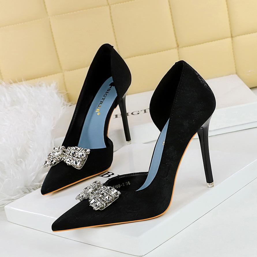 Fashion Elegant Banquet High Heels Thin Heels Shallow Mouth Pointed Toe Metal Buckle Velvet Side Empty Super High Heels Single Shoes