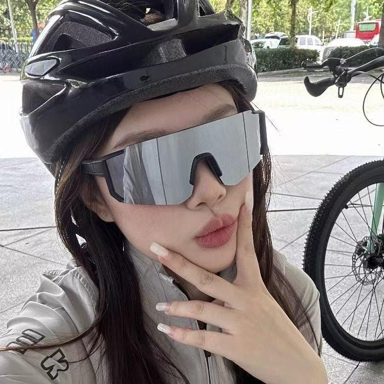 Unisex Cycling Sunglasses: Large Lens Motorcycle & Outdoor Sports Goggles