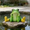 Sitting Frog Statue Resin Frog Stretching His Legs Ornament Garden Frog Figurine for Outdoor Indoor Plant Pot Desk Shelf Decoration