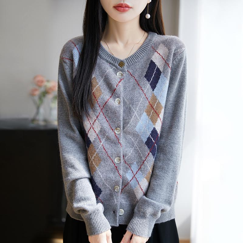 Cardigan ușor, 50% lână, 50% mătase de dud, pentru femei - tricotaje versatile pentru 4 sezoane pentru confort și stil pe tot parcursul anului