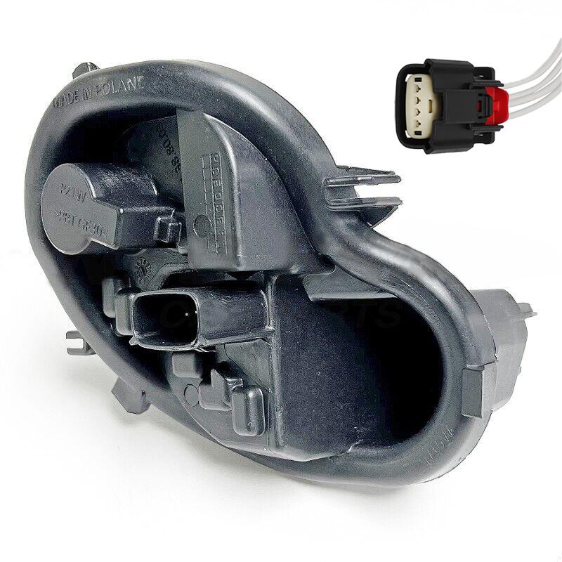 For Vauxhall Astra K 2016+ Rear Left Right Light Lamp Bulb Holder With Plug 39001577 39001578 Car Lights Parts
