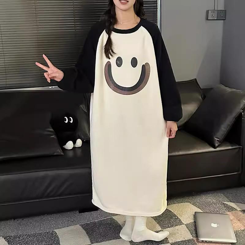 Women's Cartoon Flannel Nightgown – Cute, Cozy, Long Sleeve, Mid-Length Dress for Fall/Winter, Suitable for Home or Outdoors