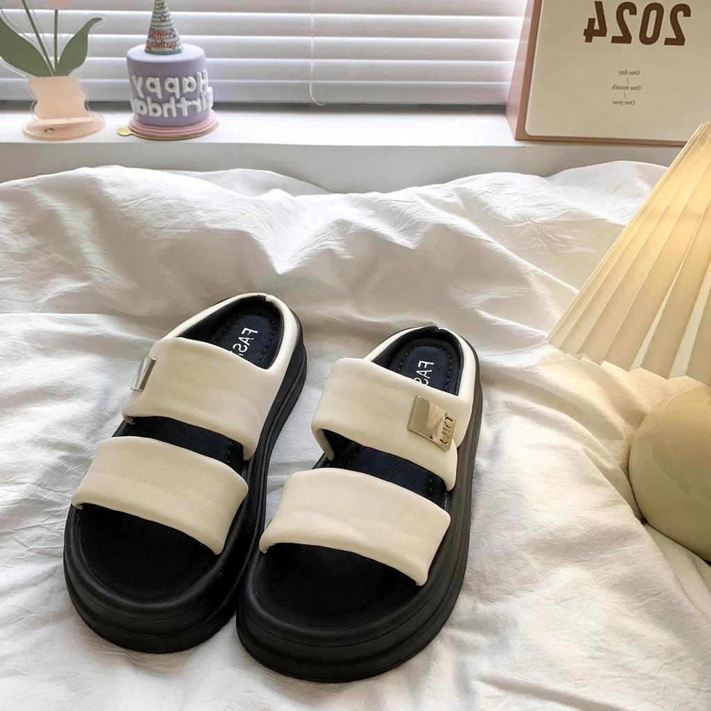 Muffin Platform Slippers Women's Summer Outer Wear 2025 New Fashion High-end Sense Non-slip Heightening One-word Cool Slippers