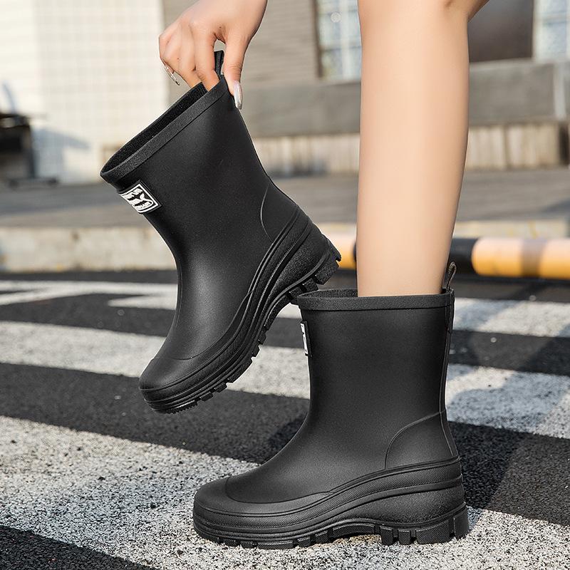 Medium tube rain shoes women's thick-soled wear-resistant and non-slip rain boots outdoor wading rubber shoes camping water boots work water shoes