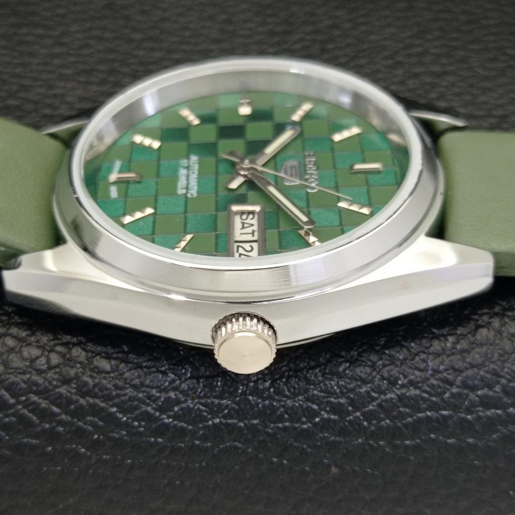 REFURBISHED SEIKO 5 AUTOMATIC MENS WATCH JAPAN MADE GREEN DIAL CUSTOM A440081-2 QV90-a440081