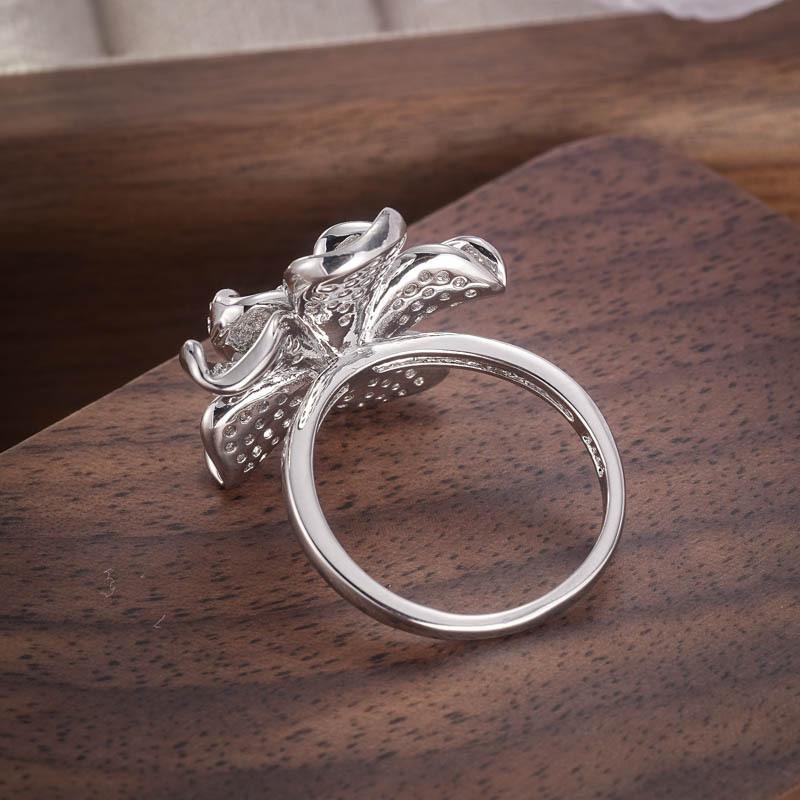 Women Flower Shaped Cubic Zirconia Rings Zinc Alloy Color New Trendy Zircon Exquisite Gift Temperament Female Accessories