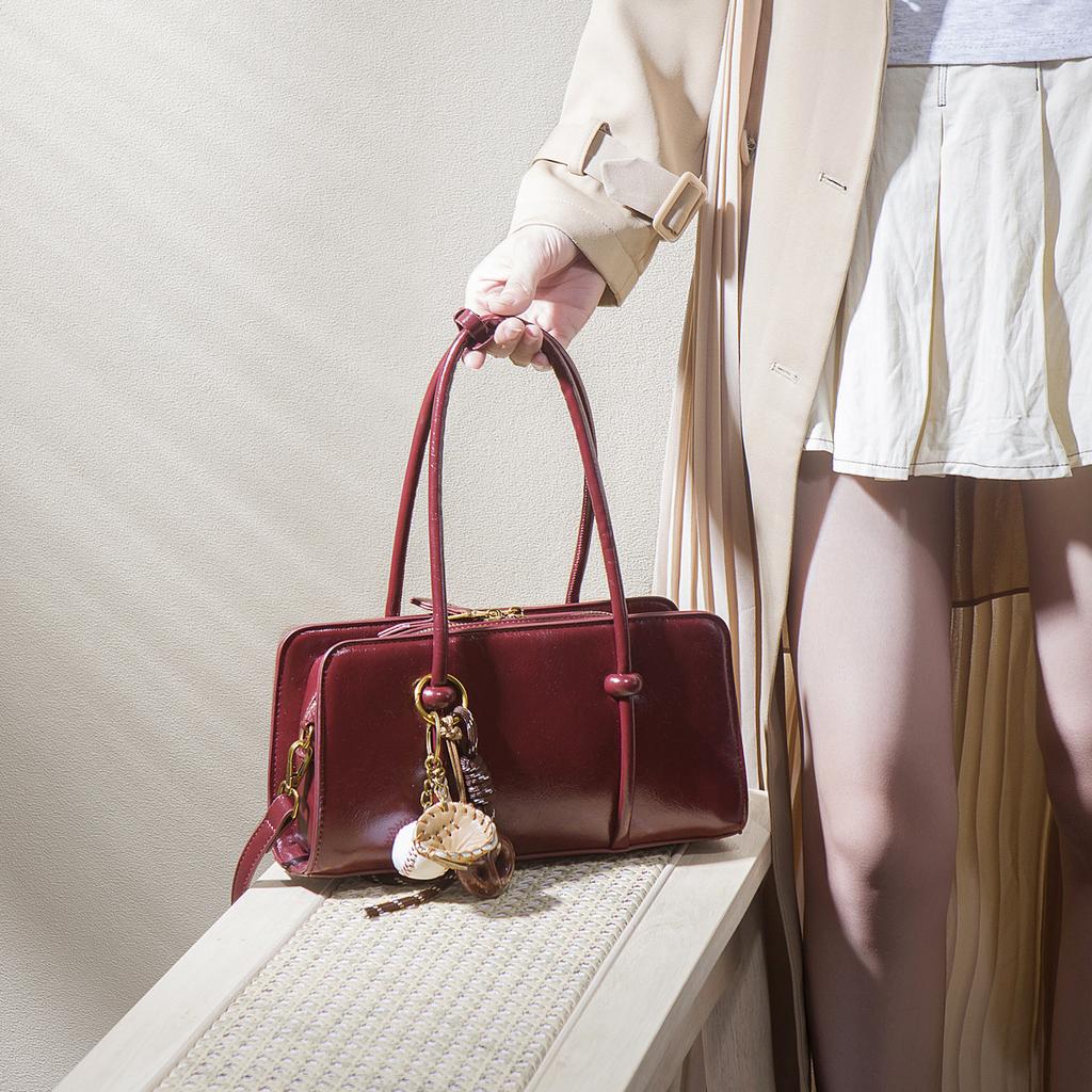 This year's popular retro niche vintage underarm bag for women 2025 new fashion versatile handbag crossbody tote bag