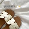 Advanced sense~ Great easy to wear one-word soft-soled fashionable outer wear versatile flat-bottomed beach slippers
