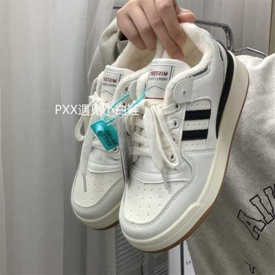 Niche Design Sense Chic Fleece Board Shoes Women's 2025 Winter New Casual Shoes Men's Shoes Versatile Student White Shoes