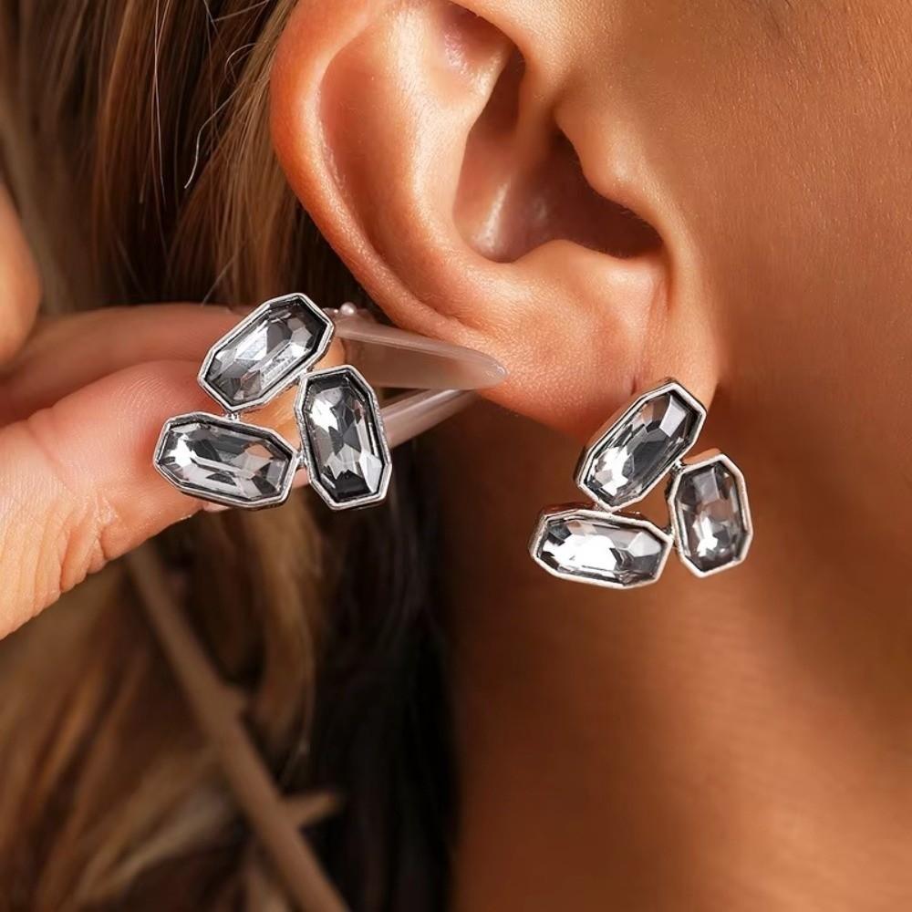 New Fashionable Gray Crystal Charm Earrings Y2K Ellipse Geometric Earring Line Triangle Geometric Symmetry Ear Jewelry