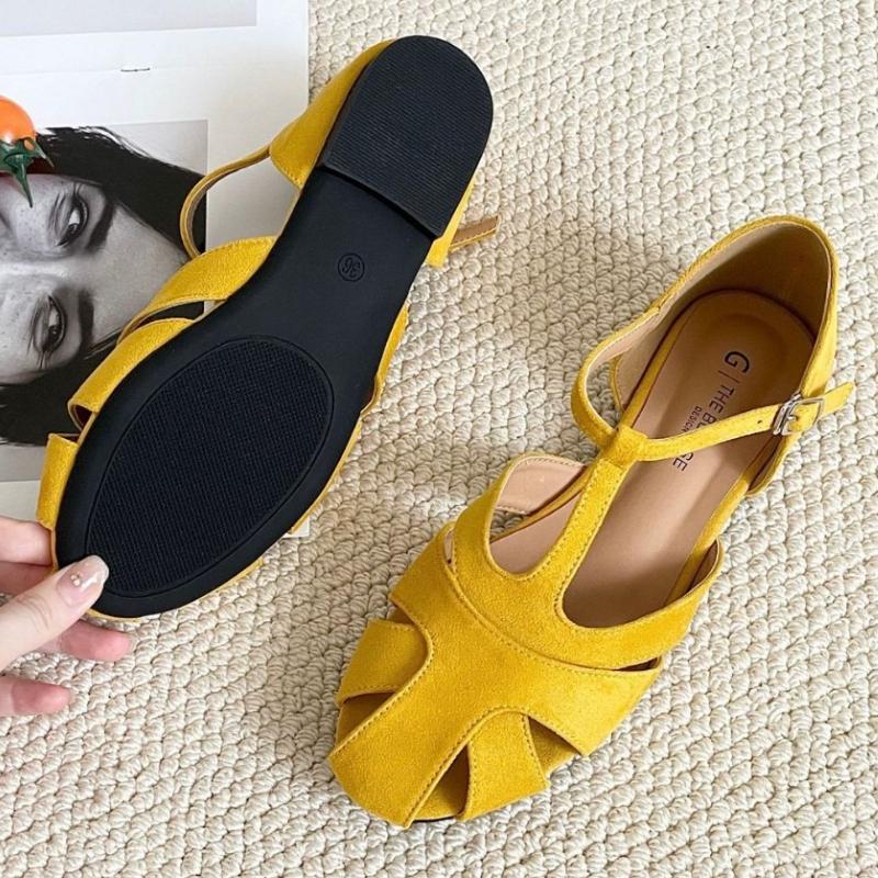 Fashion Retro Roman Style Breathable Woven Sandals Women Fashion Hollow Stripes Design Flat Sandals Comfortable Open-toe Casual Shoes