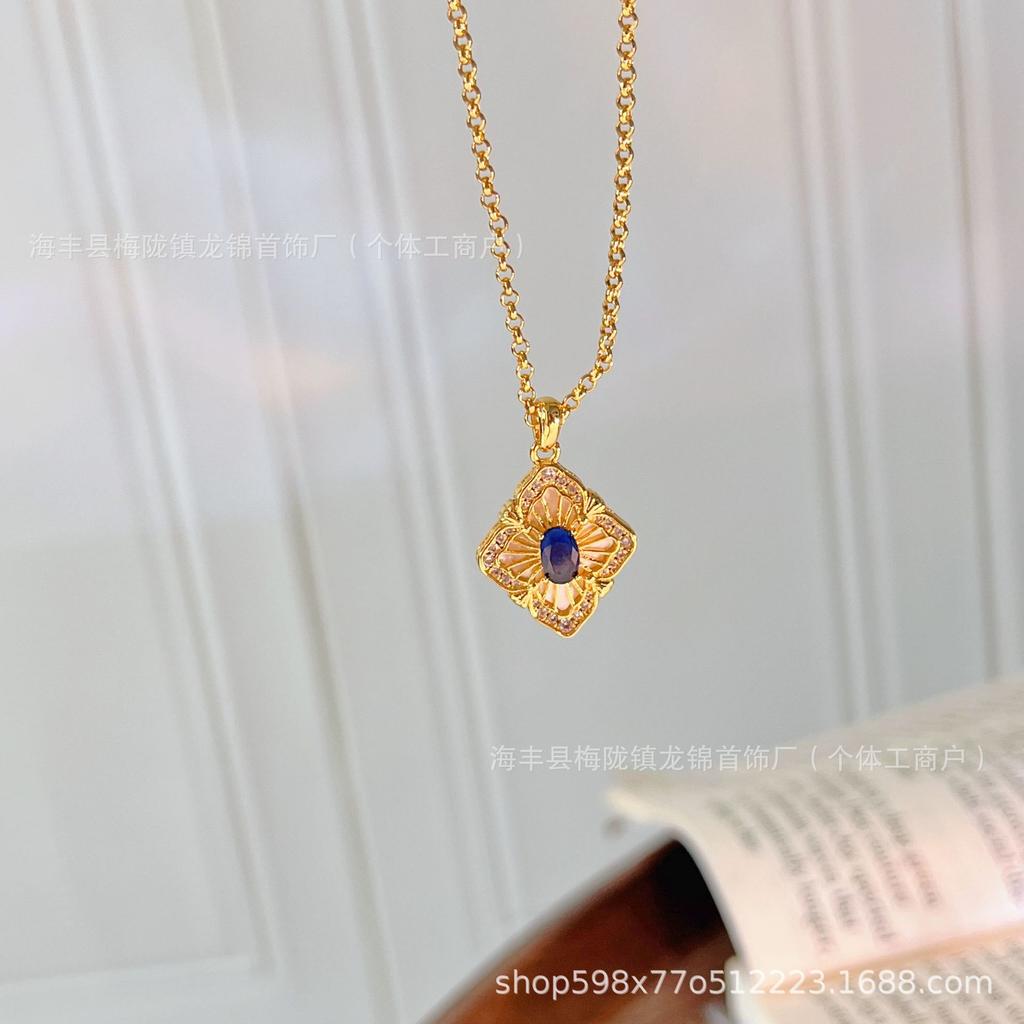 Italian Brass Cherati Ruby With Diamonds And White Fritillary Necklace Light Luxury High-End Design