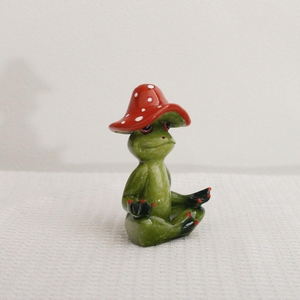 Handmade Yoga Frog Figurine Cartoon Mushroom Frog Statue Aesthetic Meditation Statue  Garden Decor