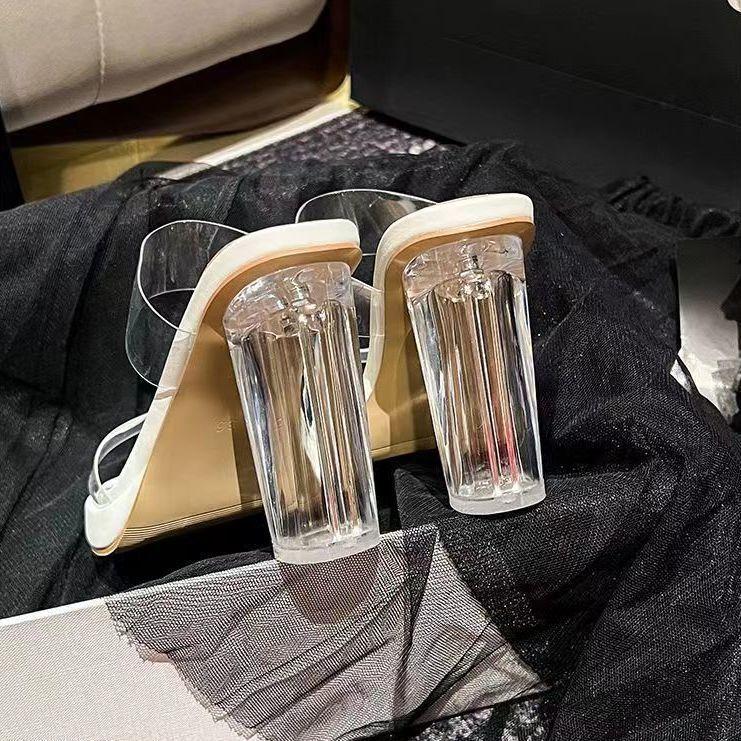 Small people are not tired of high heels women's sandals 2025 summer new transparent design crystal cool slippers outside