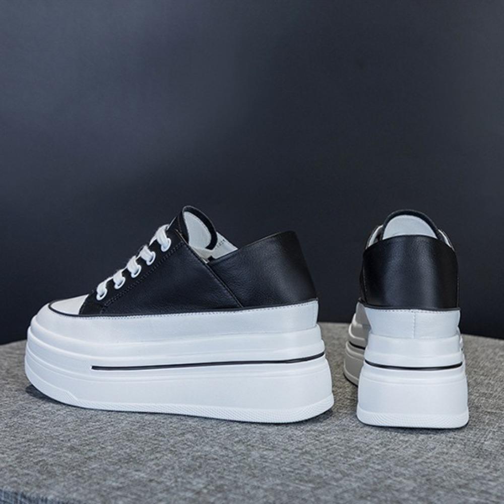 Vulcanized Shoes for Women 2025 Autumn New Interior Height Increasing Sneakers for Womenthick Soled Sponge Cake Casual Shoes