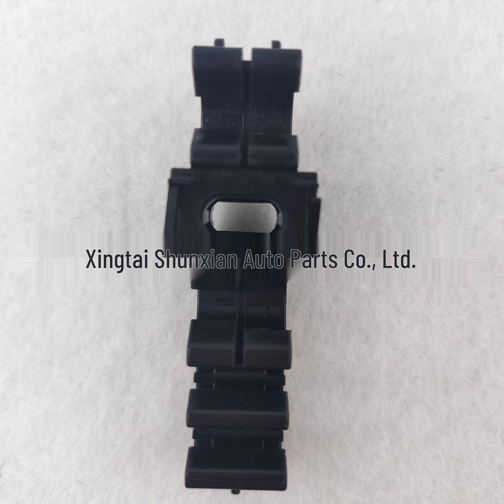 Toyota Chassis ABS Brake Hose and Fuel Pipe Fixing Clip