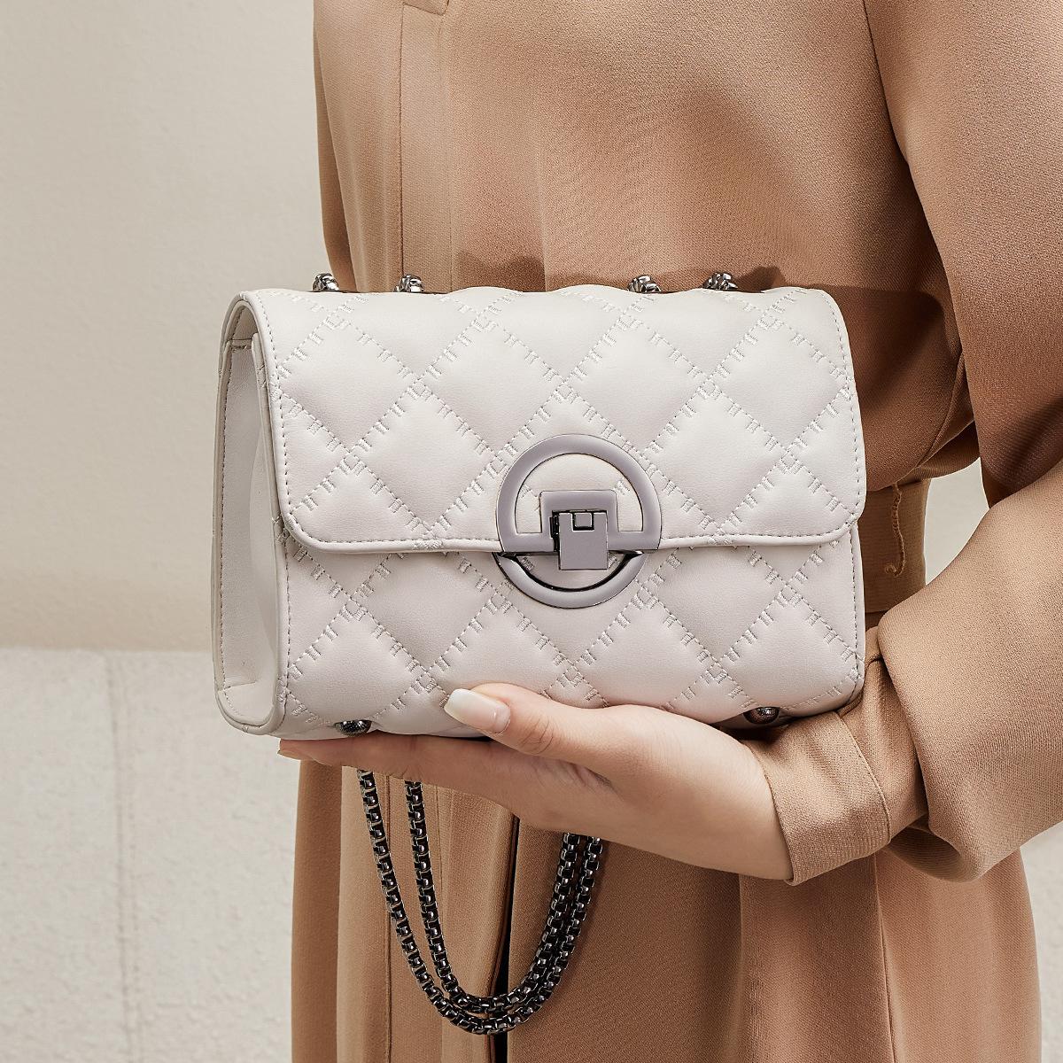 2023 Новая ароматная ромбическая сумка Tide, женская сумка на цепочке из натуральной кожи;Маленькая сумка через плечо Joker M белый