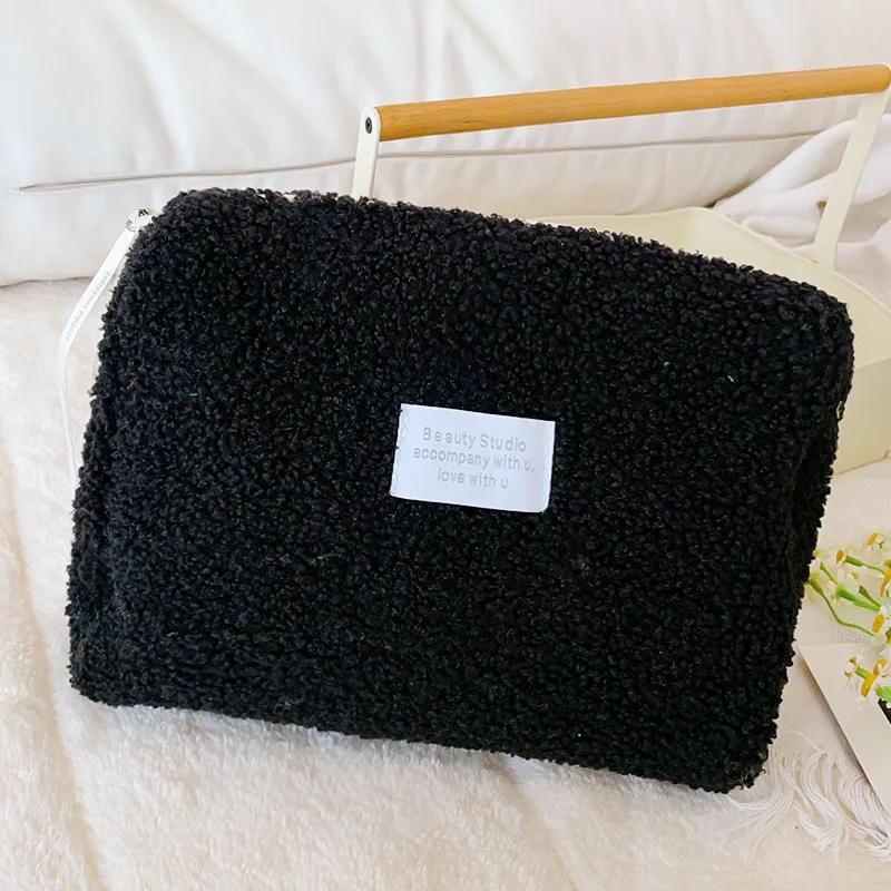 

Милая пушистая косметичка в корейском стиле, простая и портативная сумка для ухода за кожей, вместительная женская сумка для хранения cs015