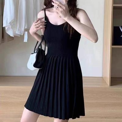 Koreanische Mode Damenkleid Schmale Taille Plissiertes Spaghetti-Träger Strickkleid Vintage Streetwear Outfits