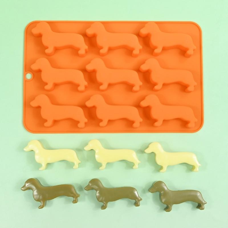 High Quality Silicone Dessert and Treat Molds 9 Cavity Dachshund Shape Mould For Handmade Chocolates And Dessert