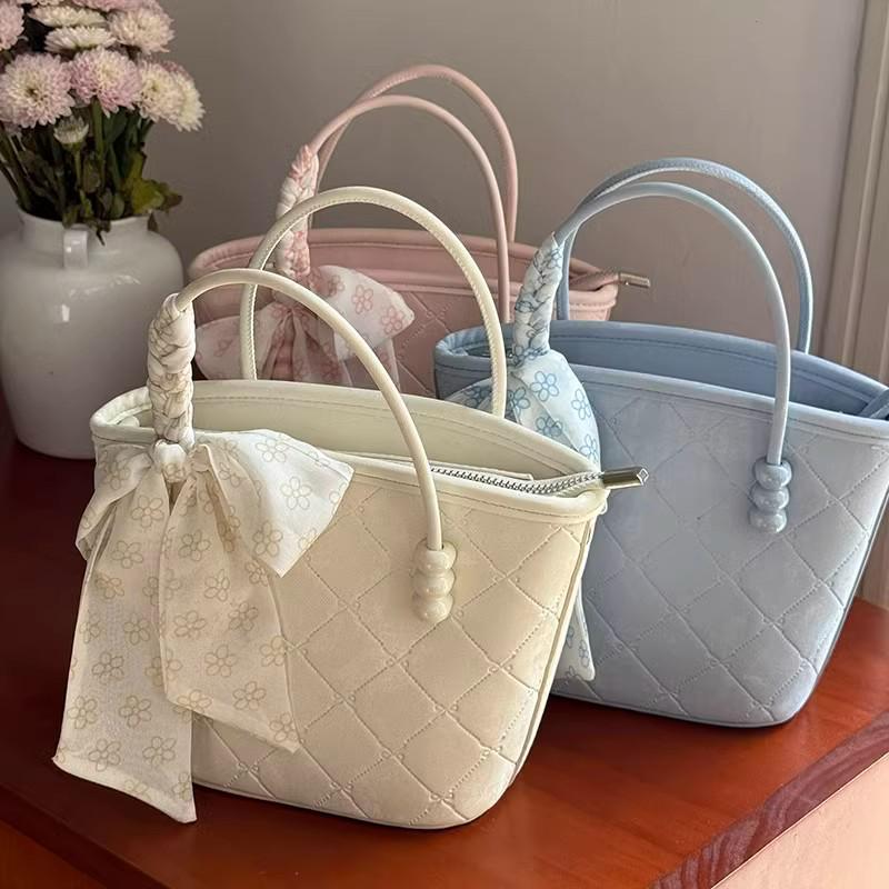 Women's 2025 Large Capacity Pink Handbag - New Style, High-end Texture, Trendy Niche Tote